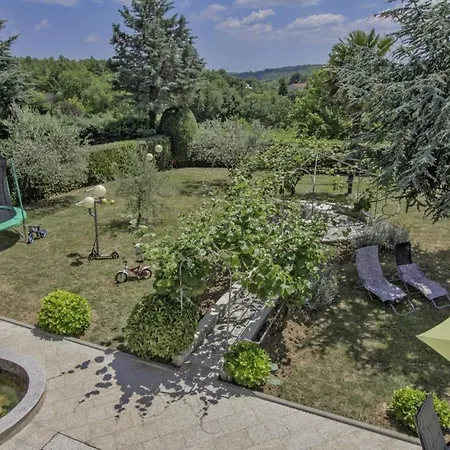 Lucia In Istria Apartment