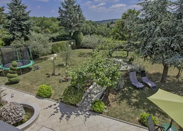 Lucia In Istria Apartment
