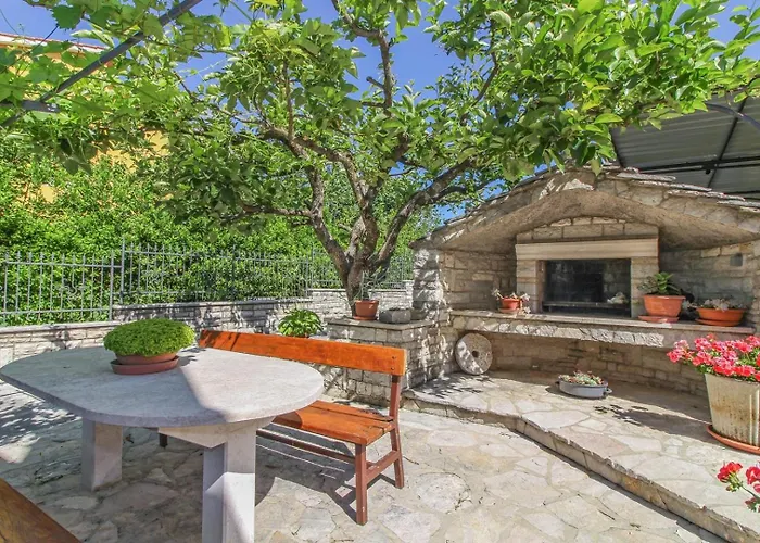 Lucia In Istria Apartment Gracisce